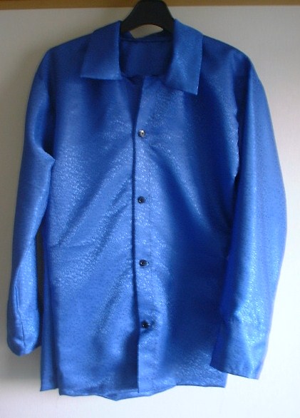 BLUE SHIRT