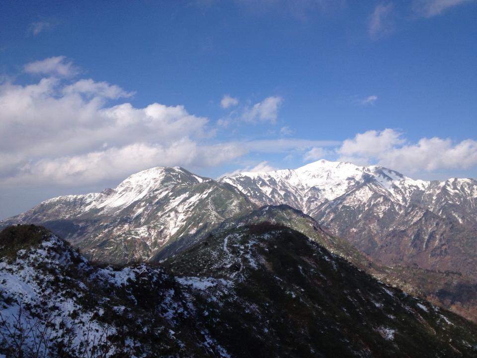銚子ヶ峰山頂から 銚子ヶ峰山頂から