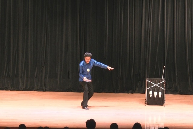 stage_club.jpg