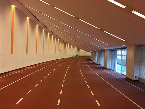 室内トラック